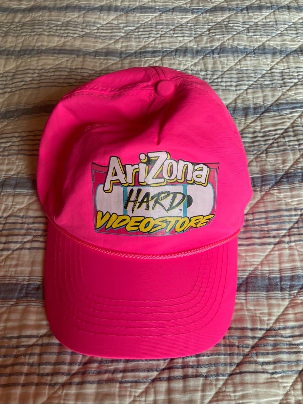 AriZona Hard Video Store 90s Style Pink Trucker Hat – Rare —